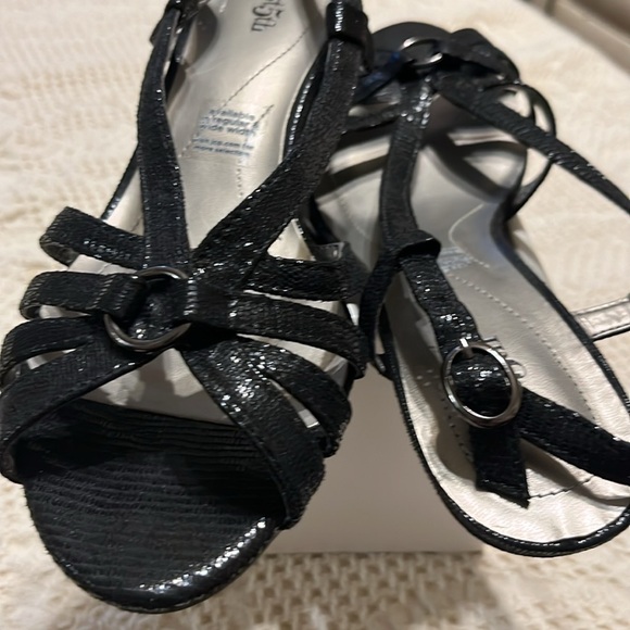 Está5th black shoes 8.5 M - Picture 12 of 15